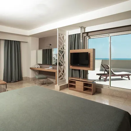 Paloma Oceana Complex