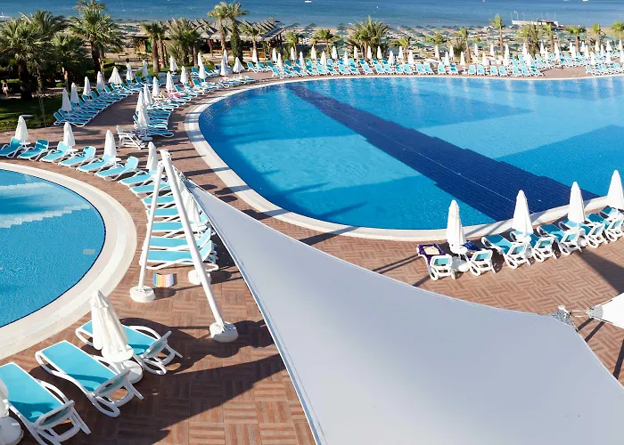 Paloma Oceana Resort 5*
