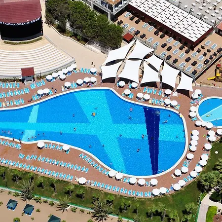 Курортний комплекс Paloma Oceana
