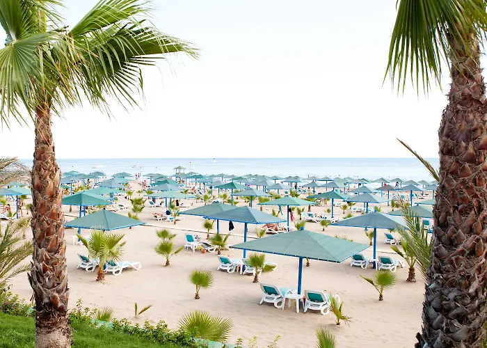 Paloma Oceana Resort