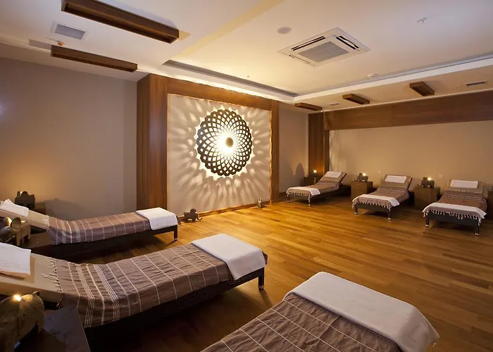 Paloma Oceana Resort Side