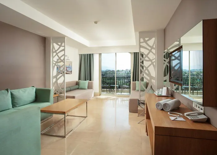 Complex Paloma Oceana