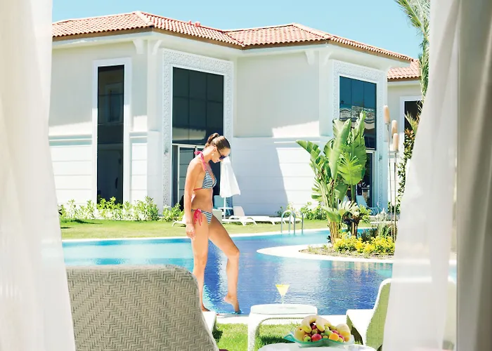 Paloma Oceana Complex