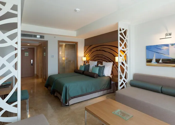 Paloma Oceana منتجع